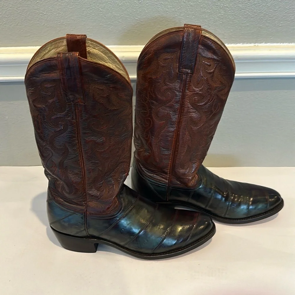 Men's Cowboy Boots - Picture 6 of 6
